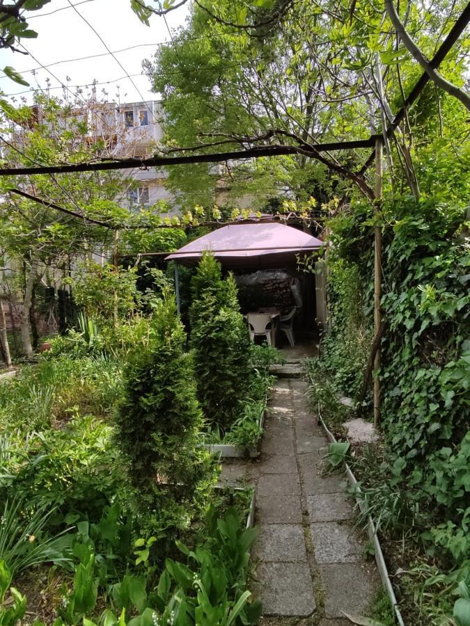 דירות בורגאס Етаж От Къща С Двор מראה חיצוני תמונה